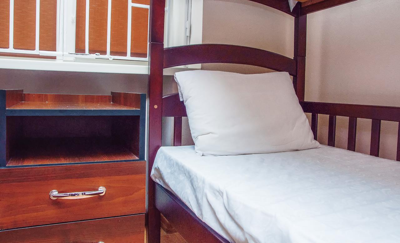 Globus Hostel Kijów Zewnętrze zdjęcie
